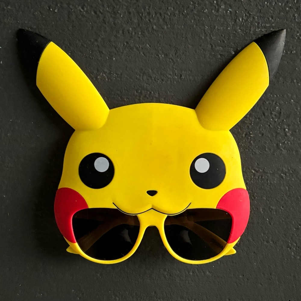 Pokémon Pikachu Sun-Staches Cosplay Mask Anime Gamer Collectors Sunglasses